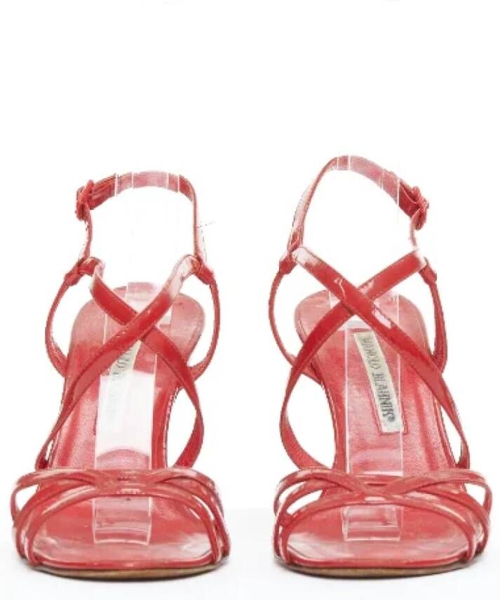 Manolo Blahnik Pre-owned Leather sandals Red Dames