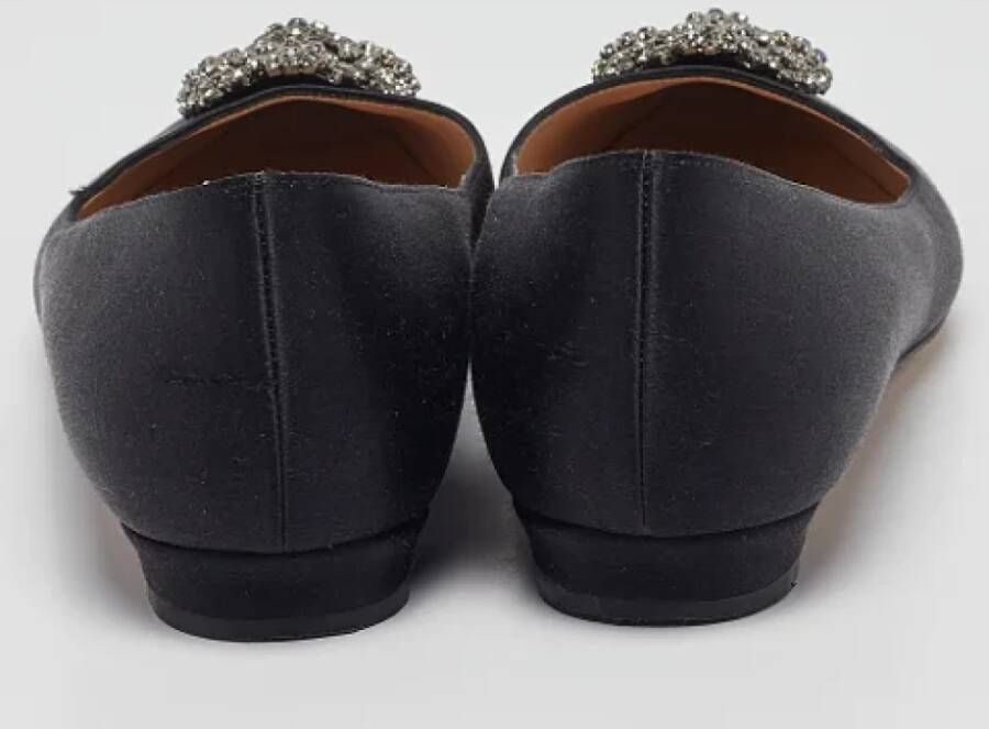 Manolo Blahnik Pre-owned Satin flats Black Dames