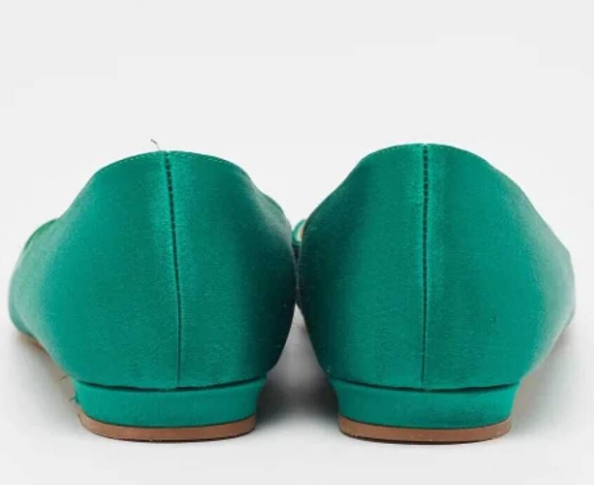 Manolo Blahnik Pre-owned Satin flats Green Dames