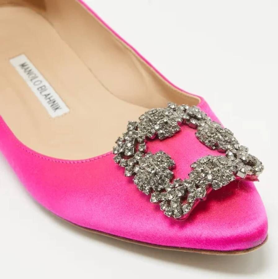 Manolo Blahnik Pre-owned Satin flats Pink Dames