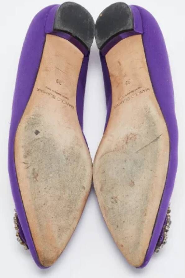 Manolo Blahnik Pre-owned Satin flats Purple Dames