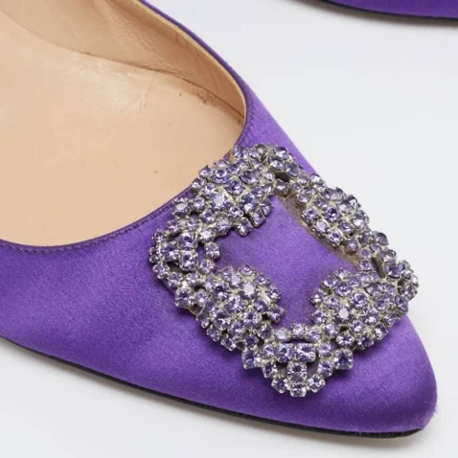 Manolo Blahnik Pre-owned Satin flats Purple Dames