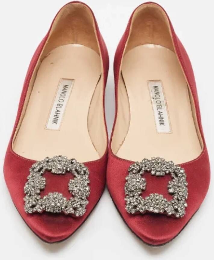 Manolo Blahnik Pre-owned Satin flats Red Dames