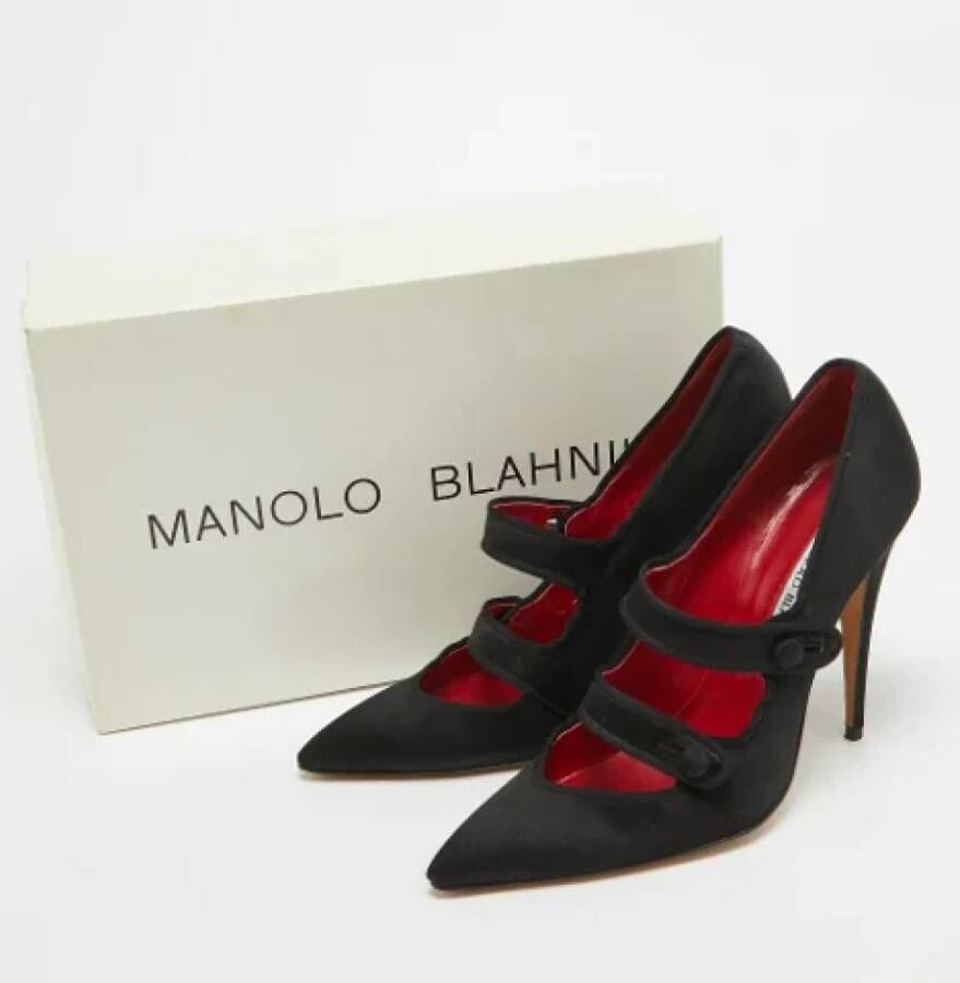 Manolo Blahnik Pre-owned Satin heels Black Dames