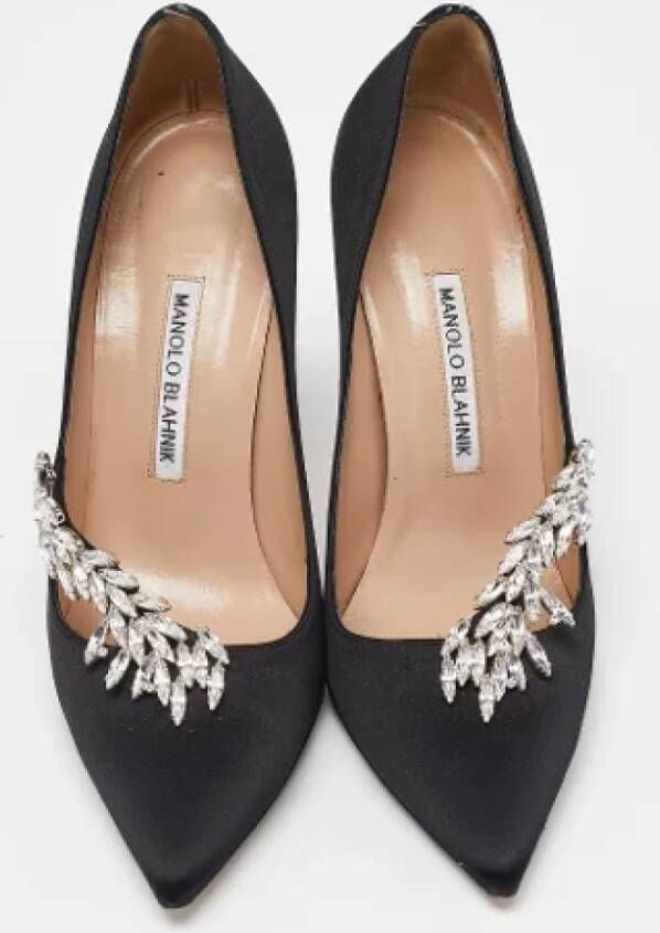 Manolo Blahnik Pre-owned Satin heels Black Dames