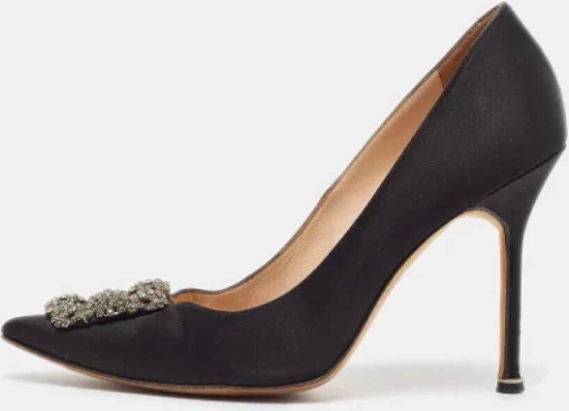 Manolo Blahnik Pre-owned Satin heels Black Dames