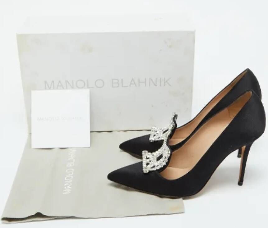 Manolo Blahnik Pre-owned Satin heels Black Dames