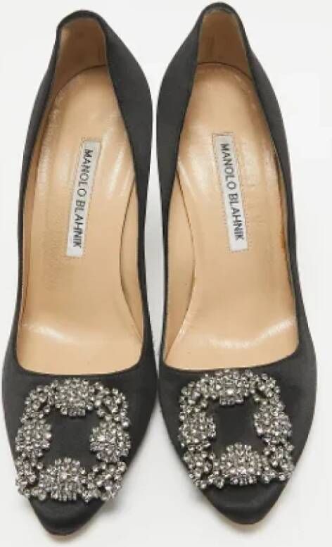 Manolo Blahnik Pre-owned Satin heels Black Dames