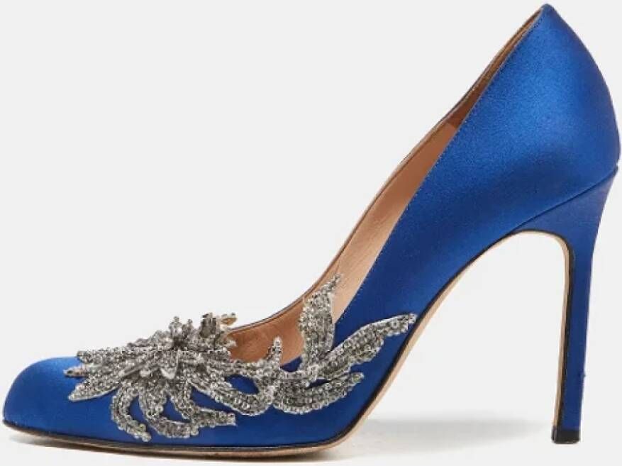 Manolo Blahnik Pre-owned Satin heels Blue Dames