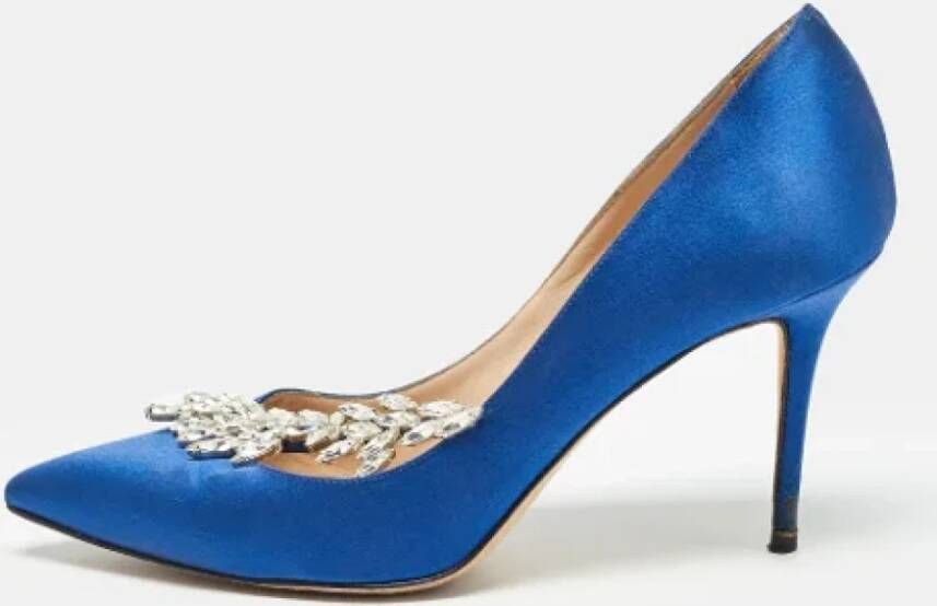 Manolo Blahnik Pre-owned Satin heels Blue Dames