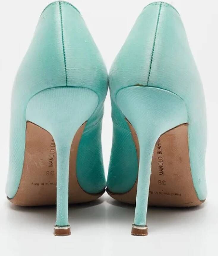 Manolo Blahnik Pre-owned Satin heels Blue Dames