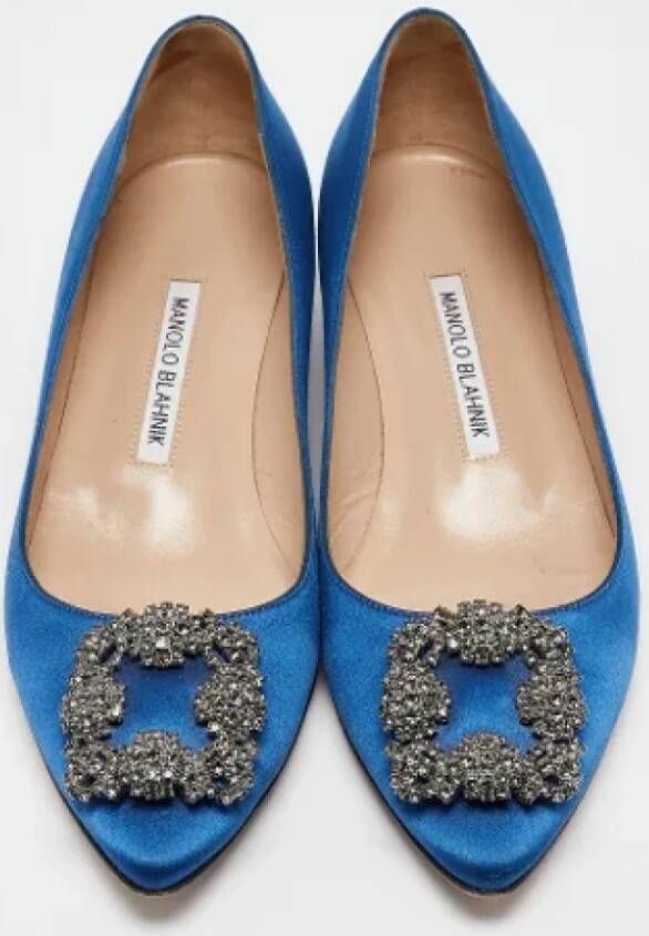 Manolo Blahnik Pre-owned Satin heels Blue Dames