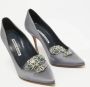 Manolo Blahnik Pre-owned Satin heels Gray Dames - Thumbnail 4