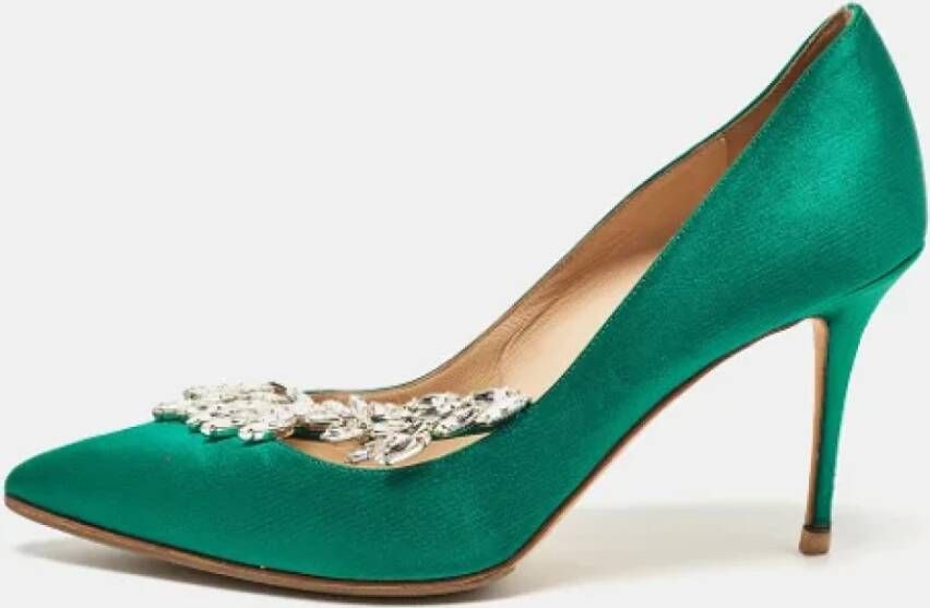 Manolo Blahnik Pre-owned Satin heels Green Dames