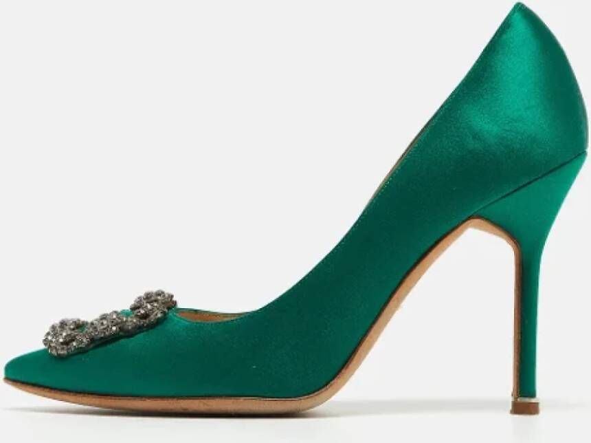 Manolo Blahnik Pre-owned Satin heels Green Dames