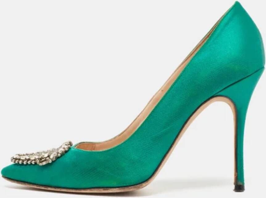 Manolo Blahnik Pre-owned Satin heels Green Dames