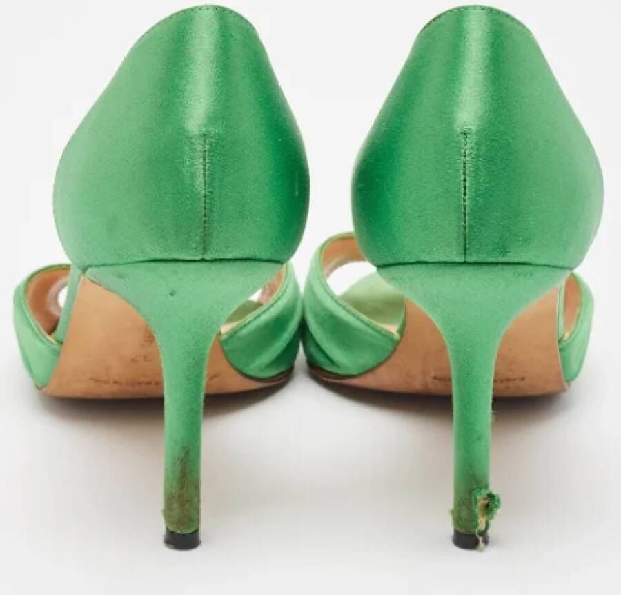 Manolo Blahnik Pre-owned Satin heels Green Dames