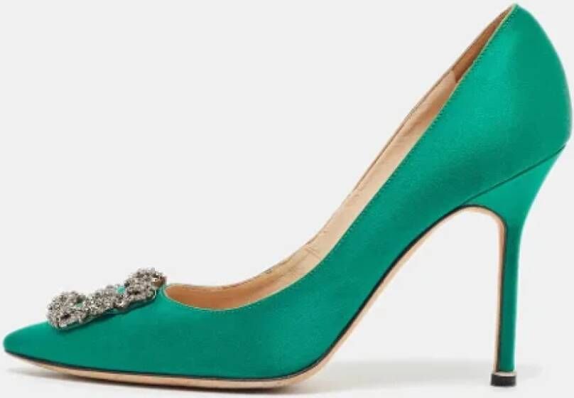 Manolo Blahnik Pre-owned Satin heels Green Dames