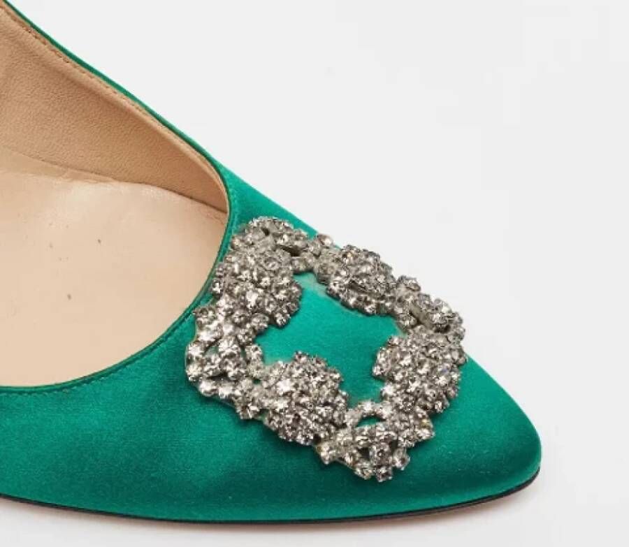 Manolo Blahnik Pre-owned Satin heels Green Dames