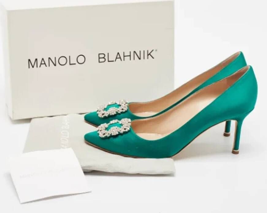 Manolo Blahnik Pre-owned Satin heels Green Dames