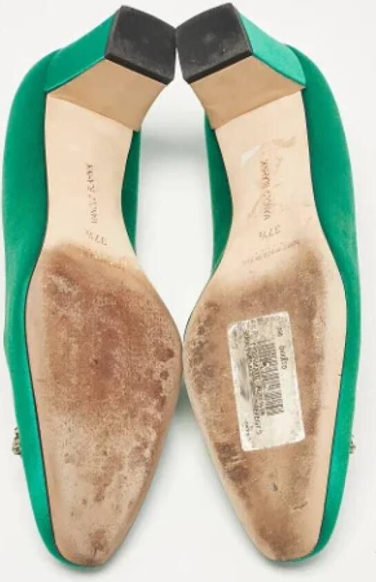 Manolo Blahnik Pre-owned Satin heels Green Dames