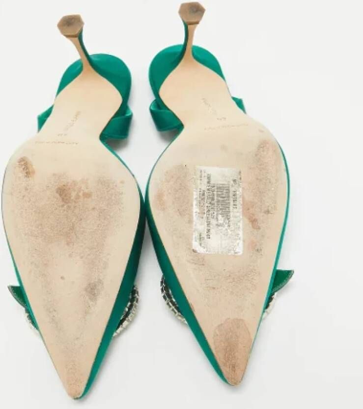 Manolo Blahnik Pre-owned Satin heels Green Dames