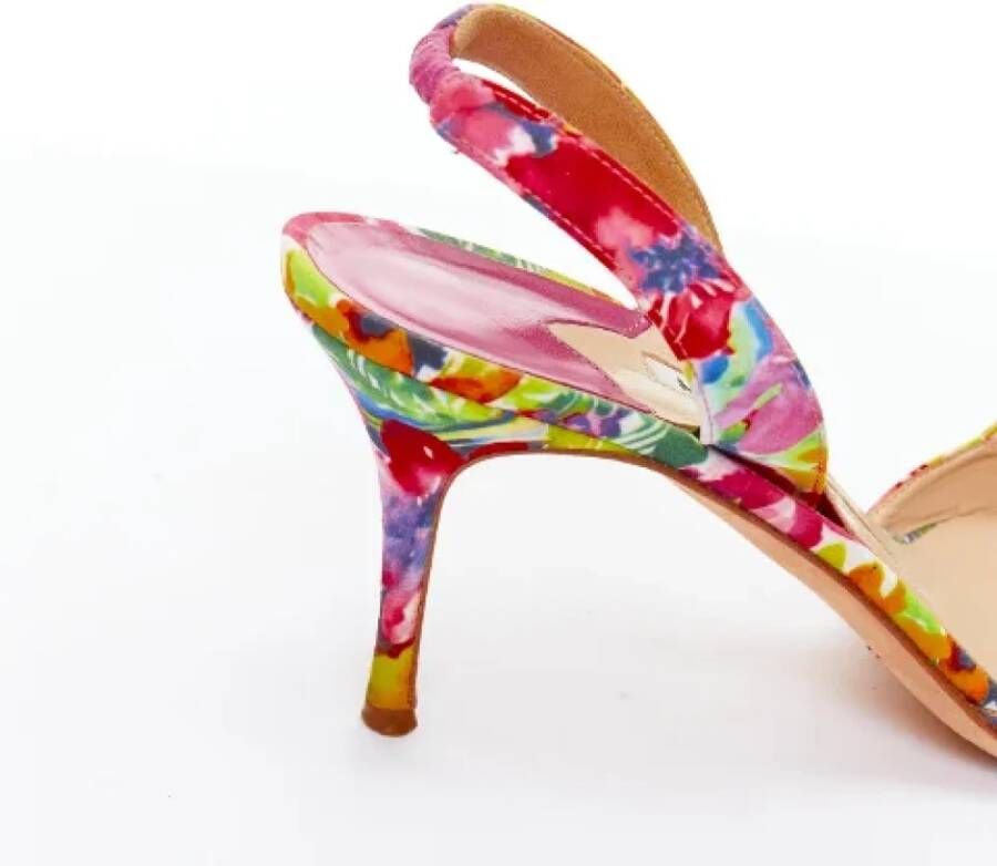 Manolo Blahnik Pre-owned Satin heels Multicolor Dames