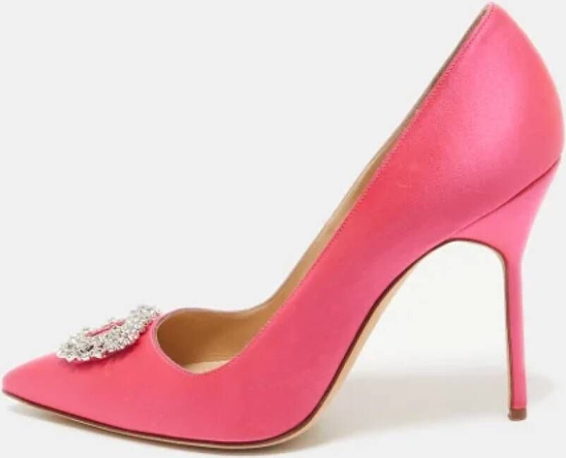 Manolo Blahnik Pre-owned Satin heels Pink Dames