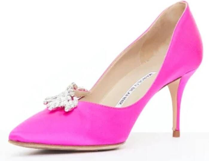 Manolo Blahnik Pre-owned Satin heels Pink Dames