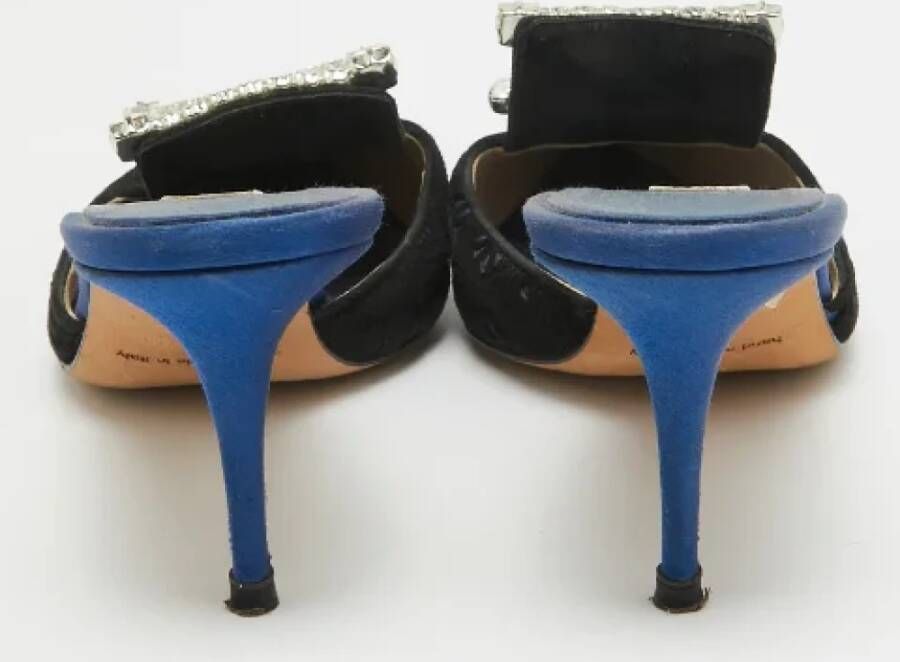 Manolo Blahnik Pre-owned Satin sandals Black Dames