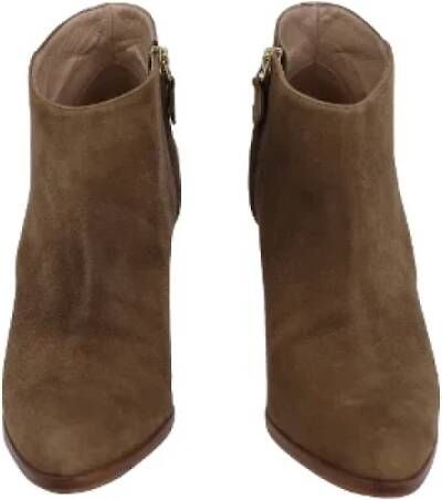 Manolo Blahnik Pre-owned Suede boots Brown Dames