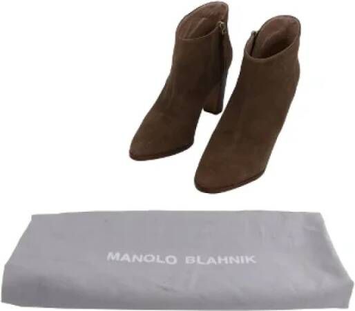 Manolo Blahnik Pre-owned Suede boots Brown Dames
