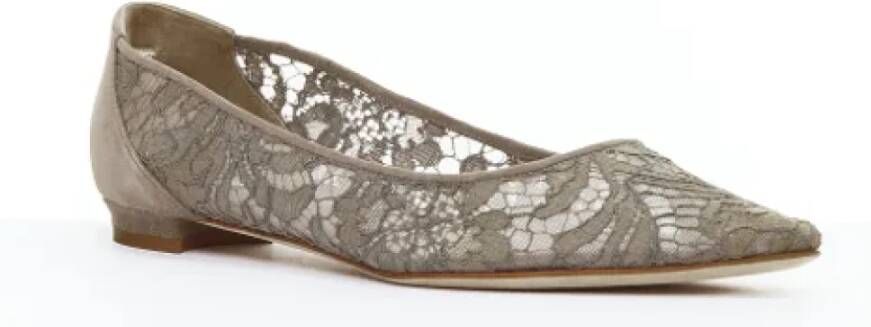 Manolo Blahnik Pre-owned Suede flats Gray Dames