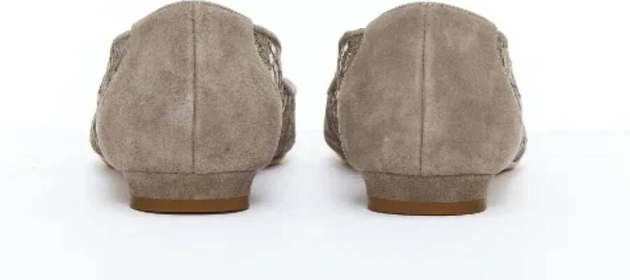 Manolo Blahnik Pre-owned Suede flats Gray Dames