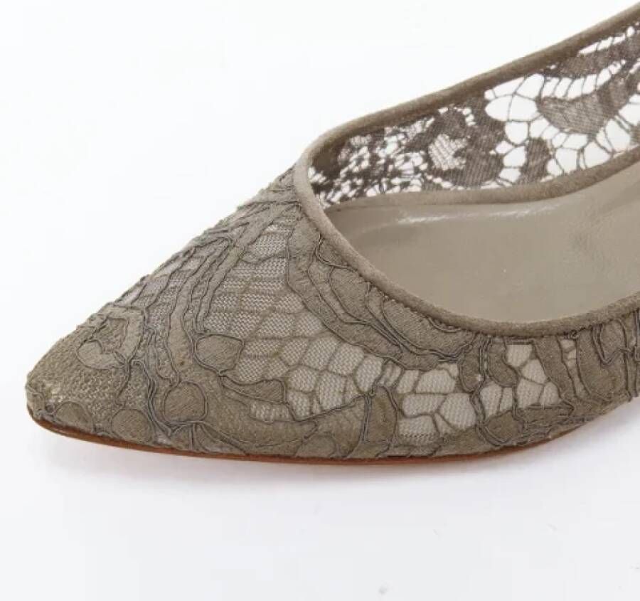 Manolo Blahnik Pre-owned Suede flats Gray Dames