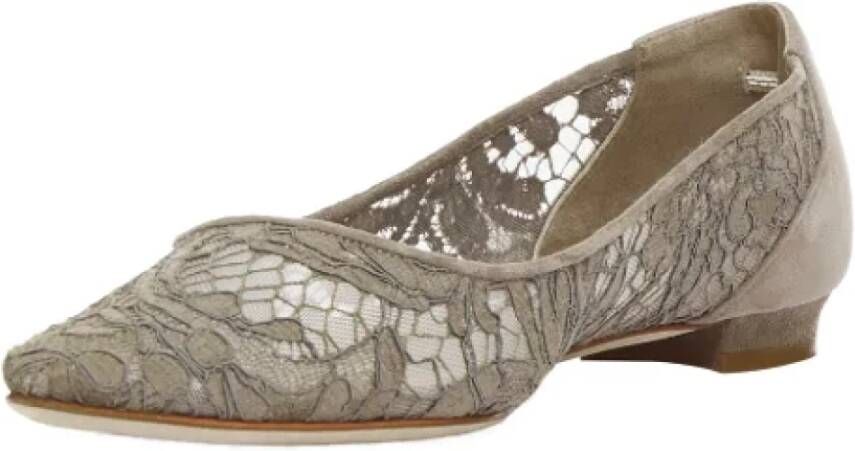 Manolo Blahnik Pre-owned Suede flats Gray Dames