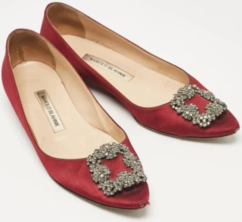 Manolo Blahnik Pre-owned Suede flats Red Dames