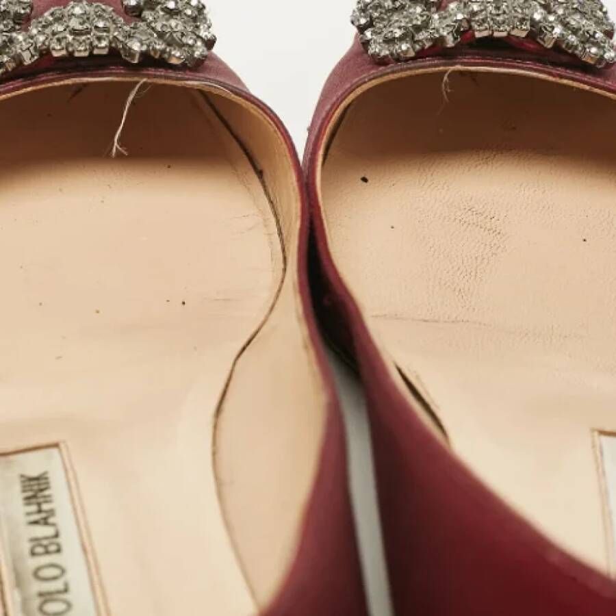 Manolo Blahnik Pre-owned Suede flats Red Dames