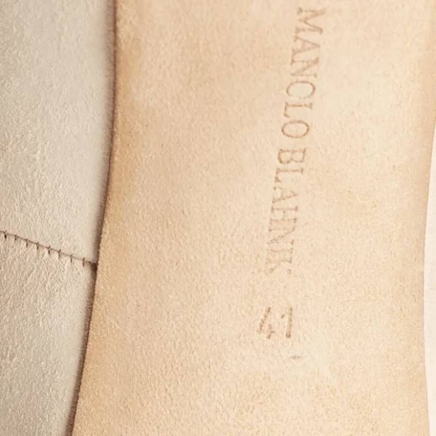 Manolo Blahnik Pre-owned Suede heels Beige Dames