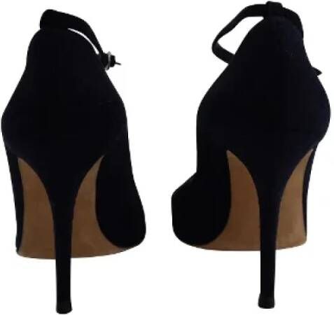 Manolo Blahnik Pre-owned Suede heels Black Dames