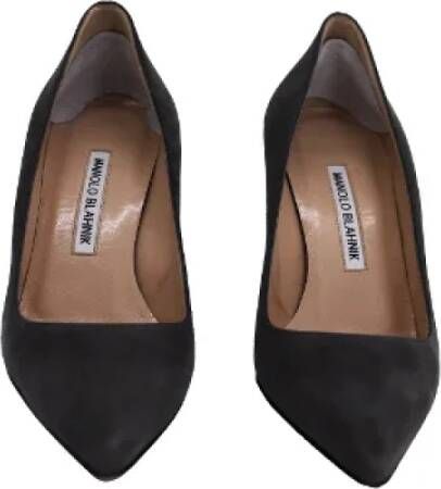 Manolo Blahnik Pre-owned Suede heels Black Dames