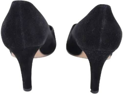 Manolo Blahnik Pre-owned Suede heels Black Dames