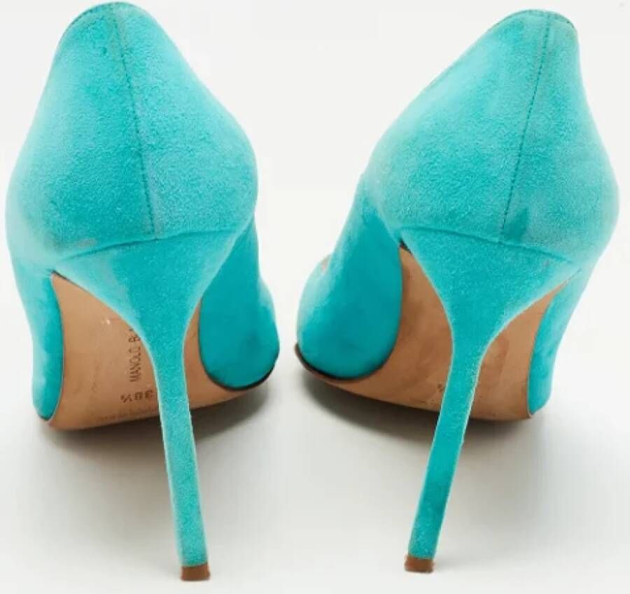 Manolo Blahnik Pre-owned Suede heels Blue Dames