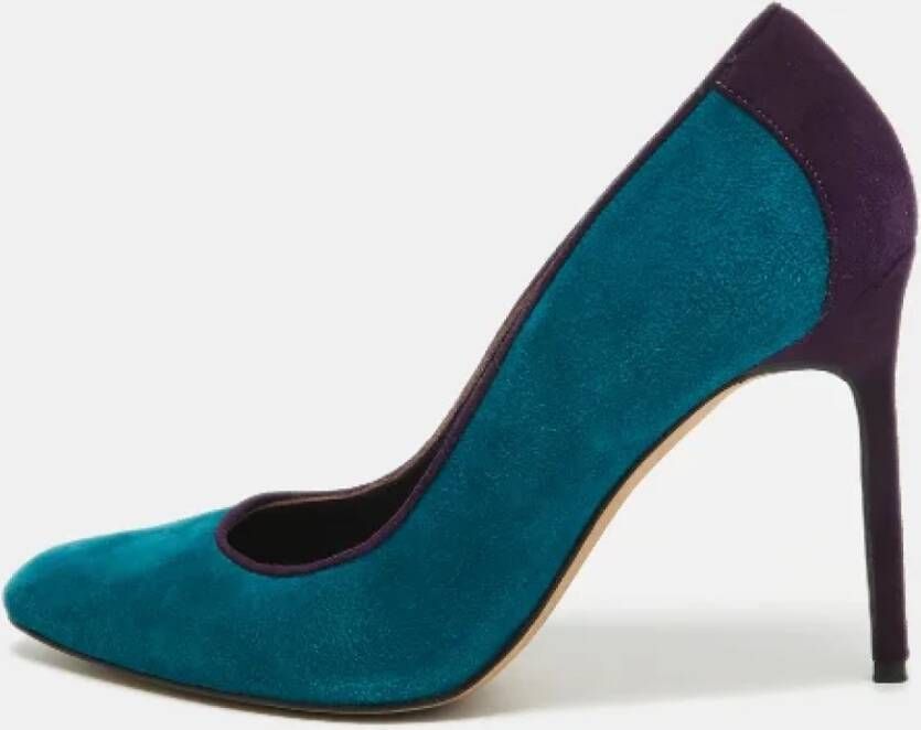 Manolo Blahnik Pre-owned Suede heels Blue Dames