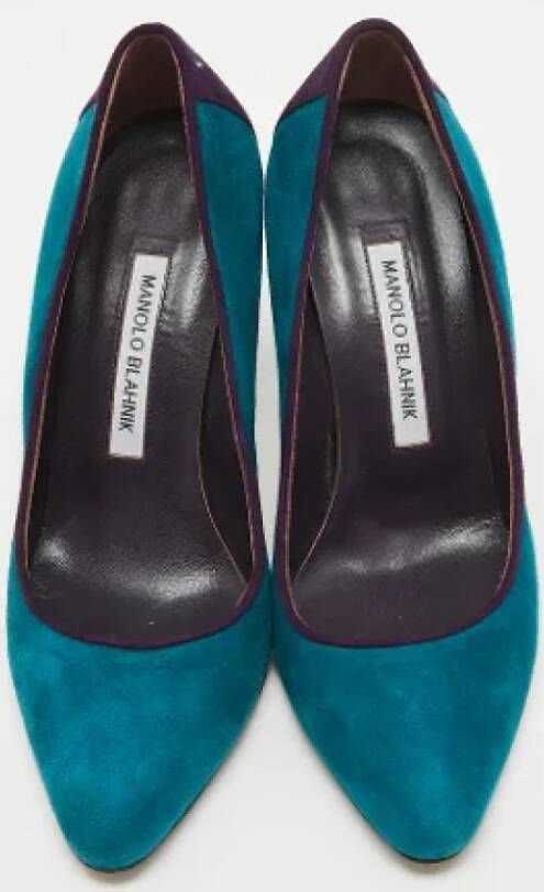 Manolo Blahnik Pre-owned Suede heels Blue Dames