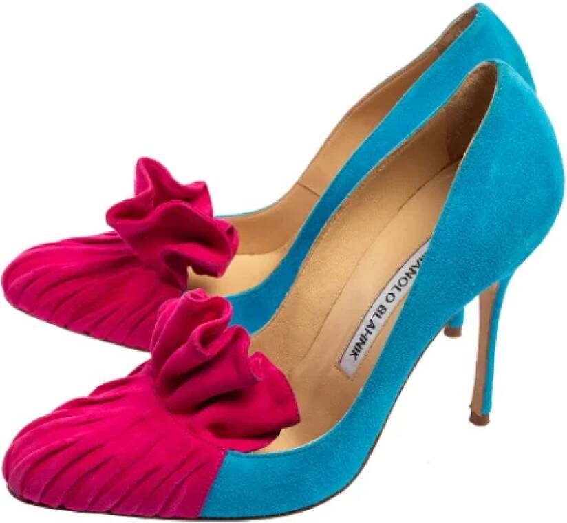 Manolo Blahnik Pre-owned Suede heels Blue Dames