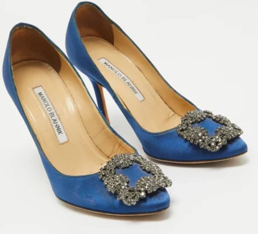 Manolo Blahnik Pre-owned Suede heels Blue Dames