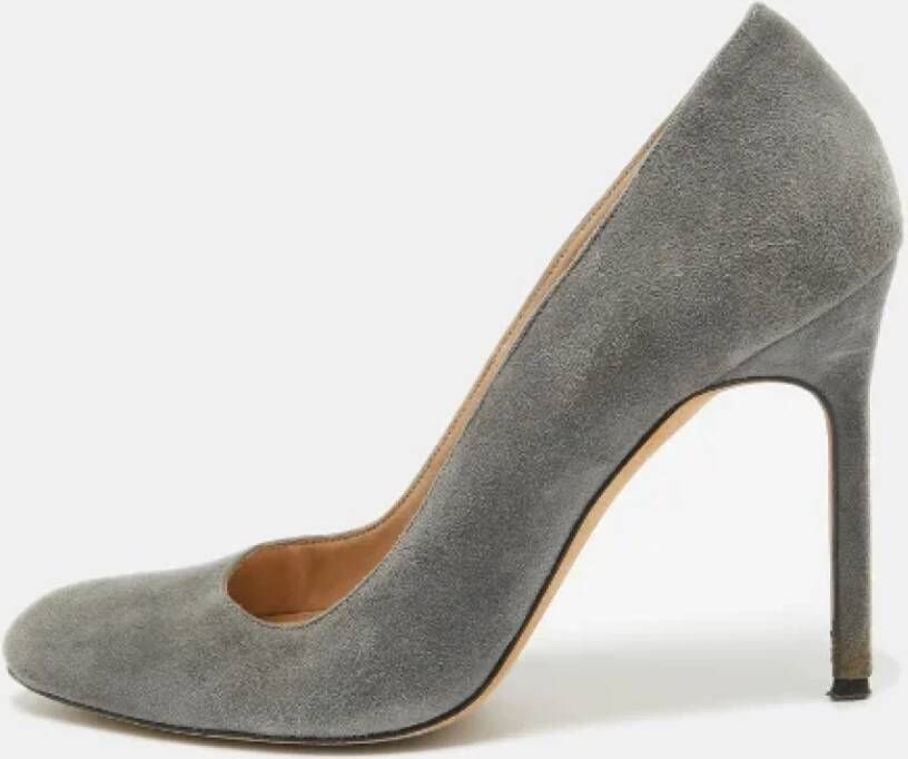Manolo Blahnik Pre-owned Suede heels Gray Dames