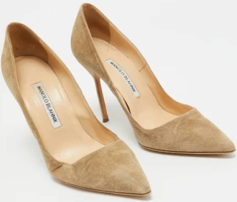 Manolo Blahnik Pre-owned Suede heels Gray Dames