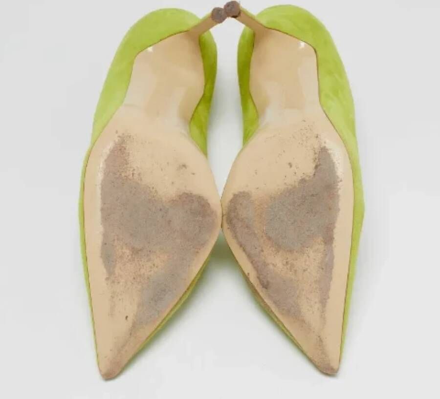 Manolo Blahnik Pre-owned Suede heels Green Dames